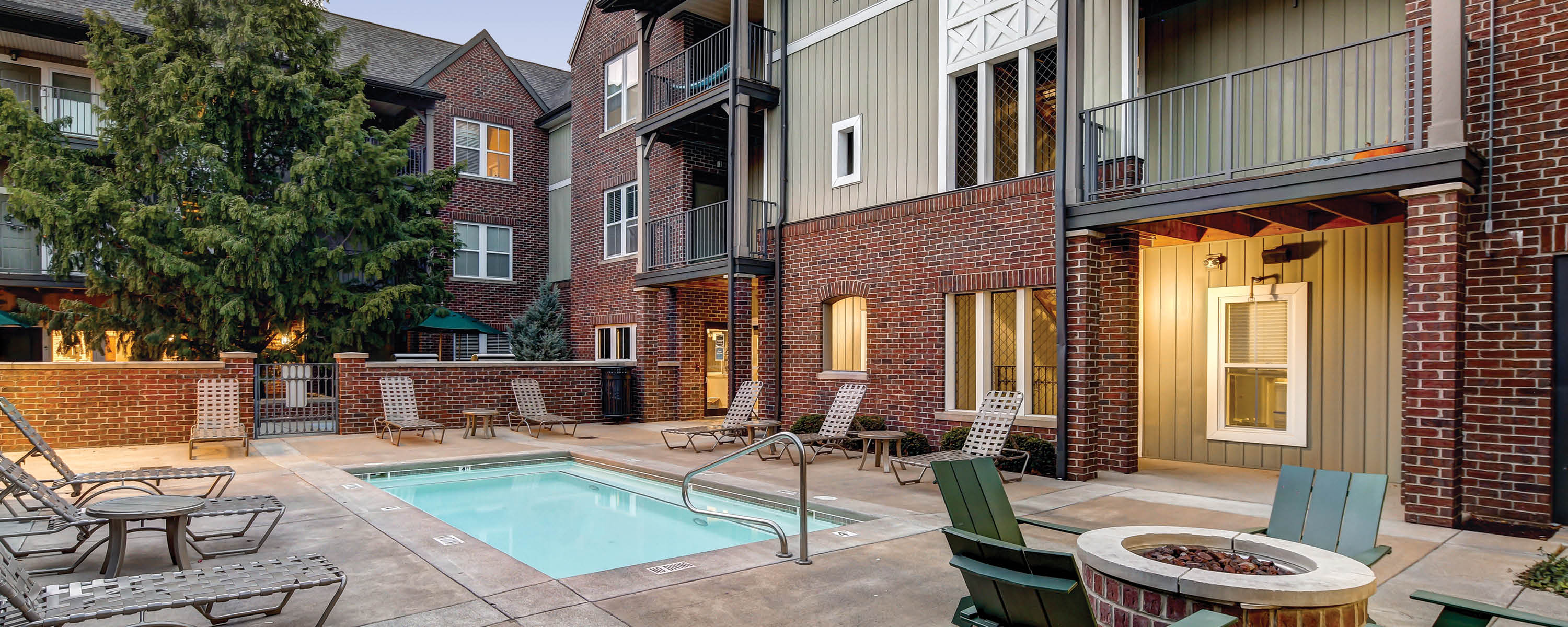 Extraordinary spaces. Extraordinary living. MSU Apartments.