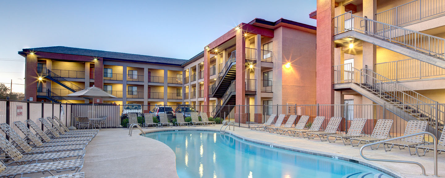 Great space. Right price. Right price. University of Arizona off campus housing.