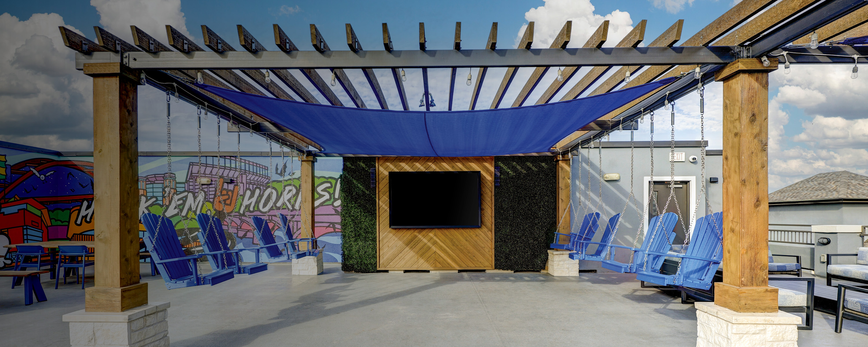 Extraordinary spaces. Extraordinary living. 