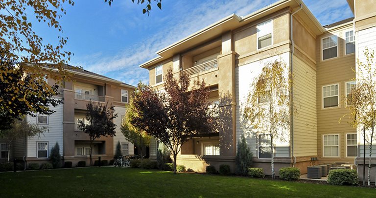 Apartments Near Fresno State University Apartments Near Fresno State University