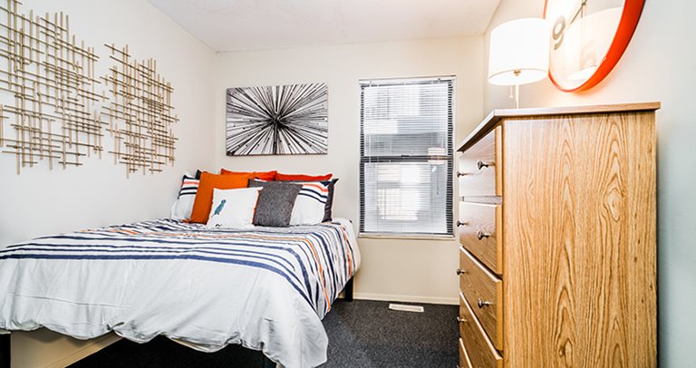 Campustown Rentals Student Housing Champaign Il