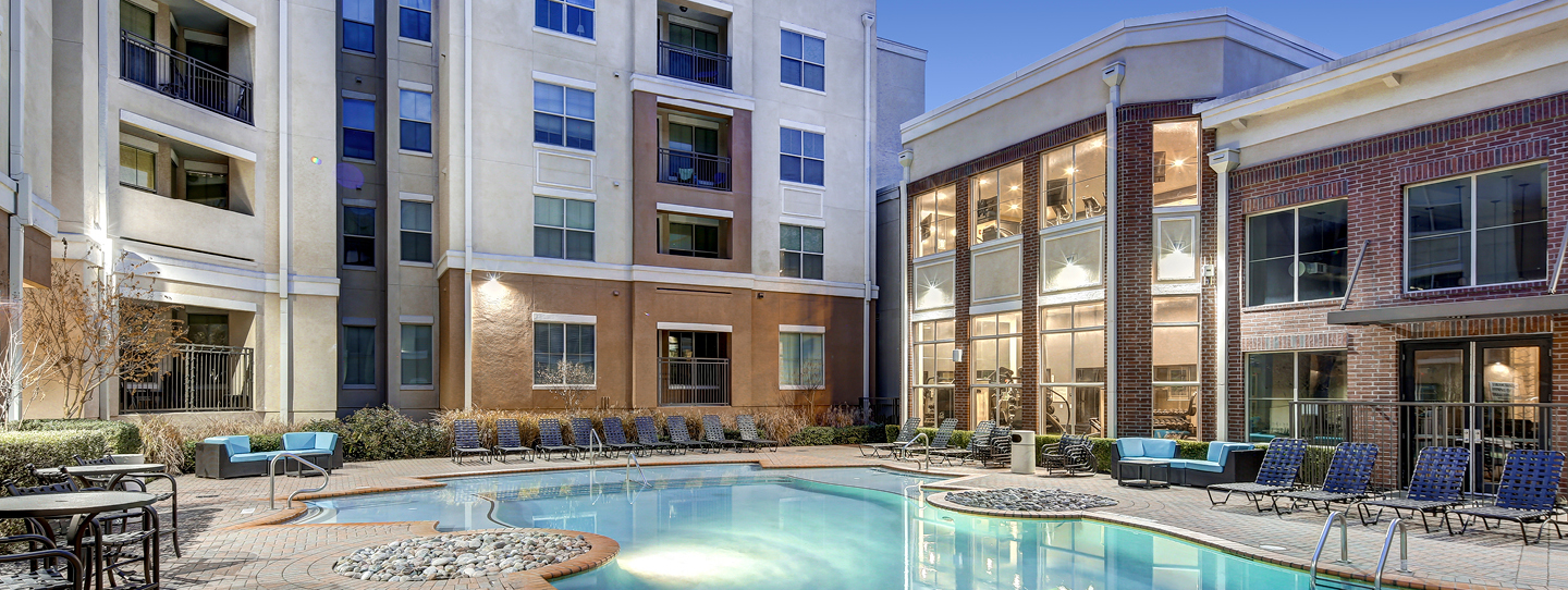 Denton Student Apartments Near UNT & TWU American Campus
