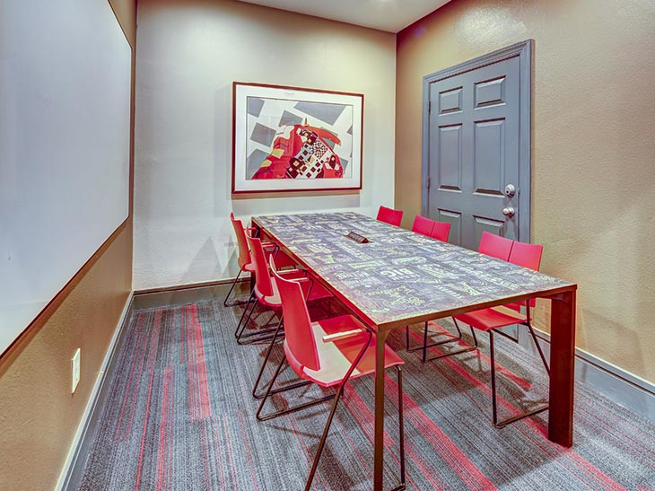 Private Study Room At Raiders Pass Apartments in Lubbock